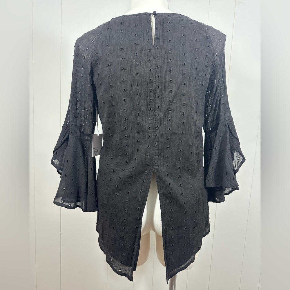 NWT LC Lauren Conrad Sz Large 3/4 Flared Sleeve Eyelet Blouse Slight Split Back - Picture 4 of 9